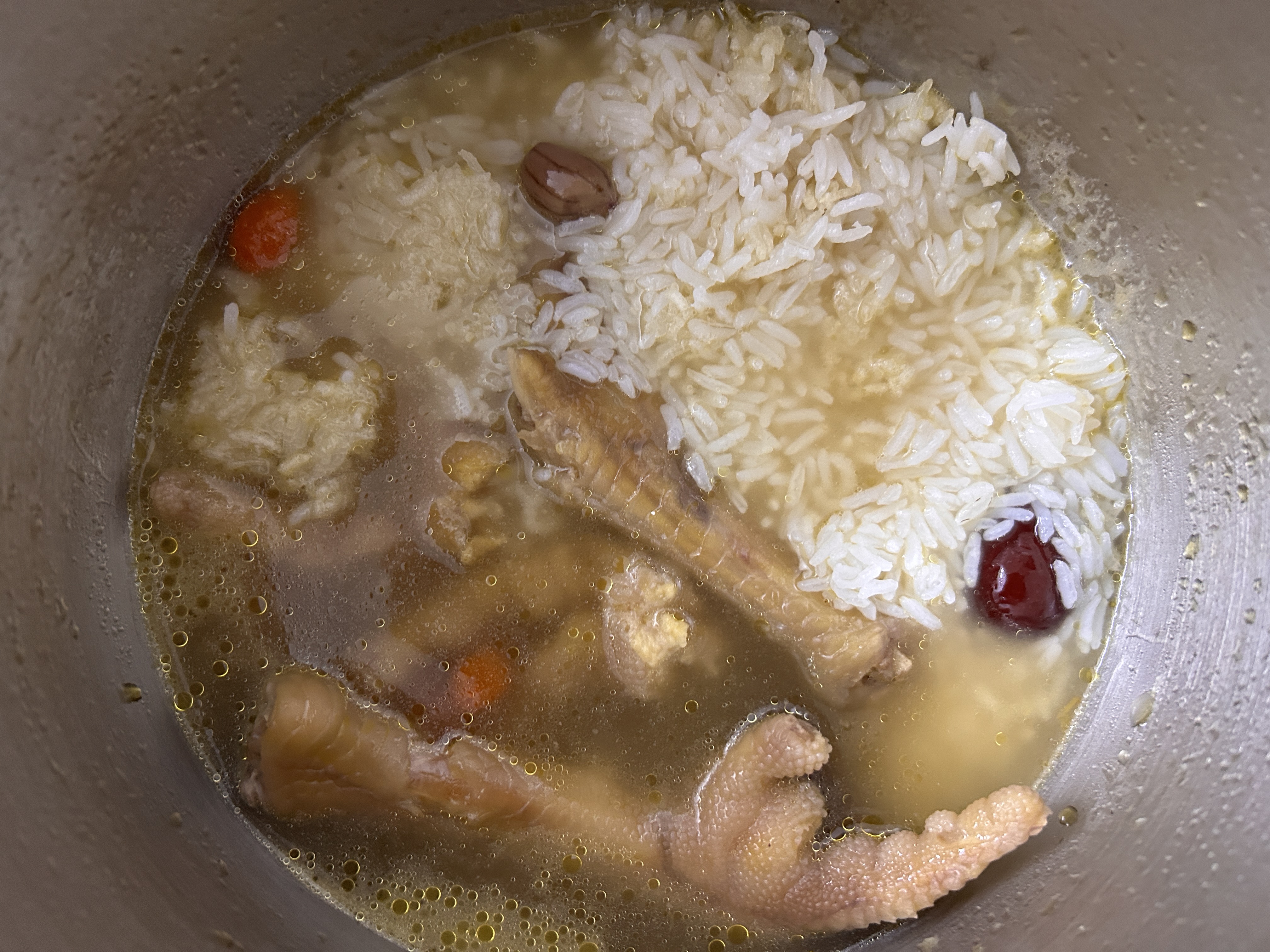 chicken_feet_soup-uuid.jpg